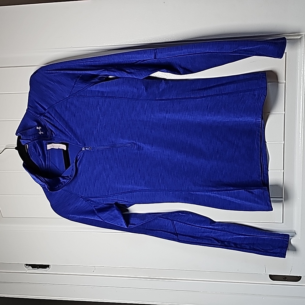Under Armour blue pullover. Moisture wicking